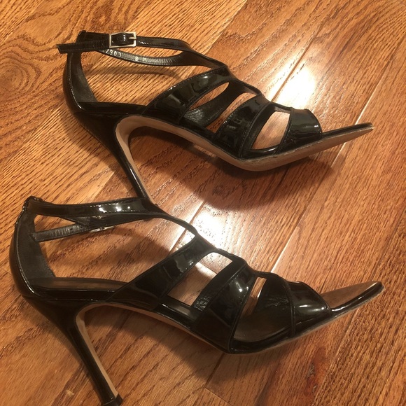 Stuart Weitzman Black Patent Leather Heels 8 - Picture 3 of 7